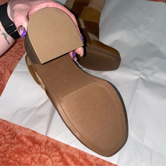 Brown and Tan Suede Women's Boots - Picture 3 of 4